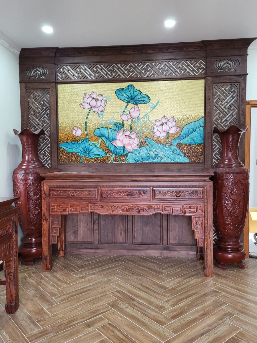 Thiết Kế và Thi Công Vách Phòng Thờ Hiện Đại Gỗ Chiu Liu
