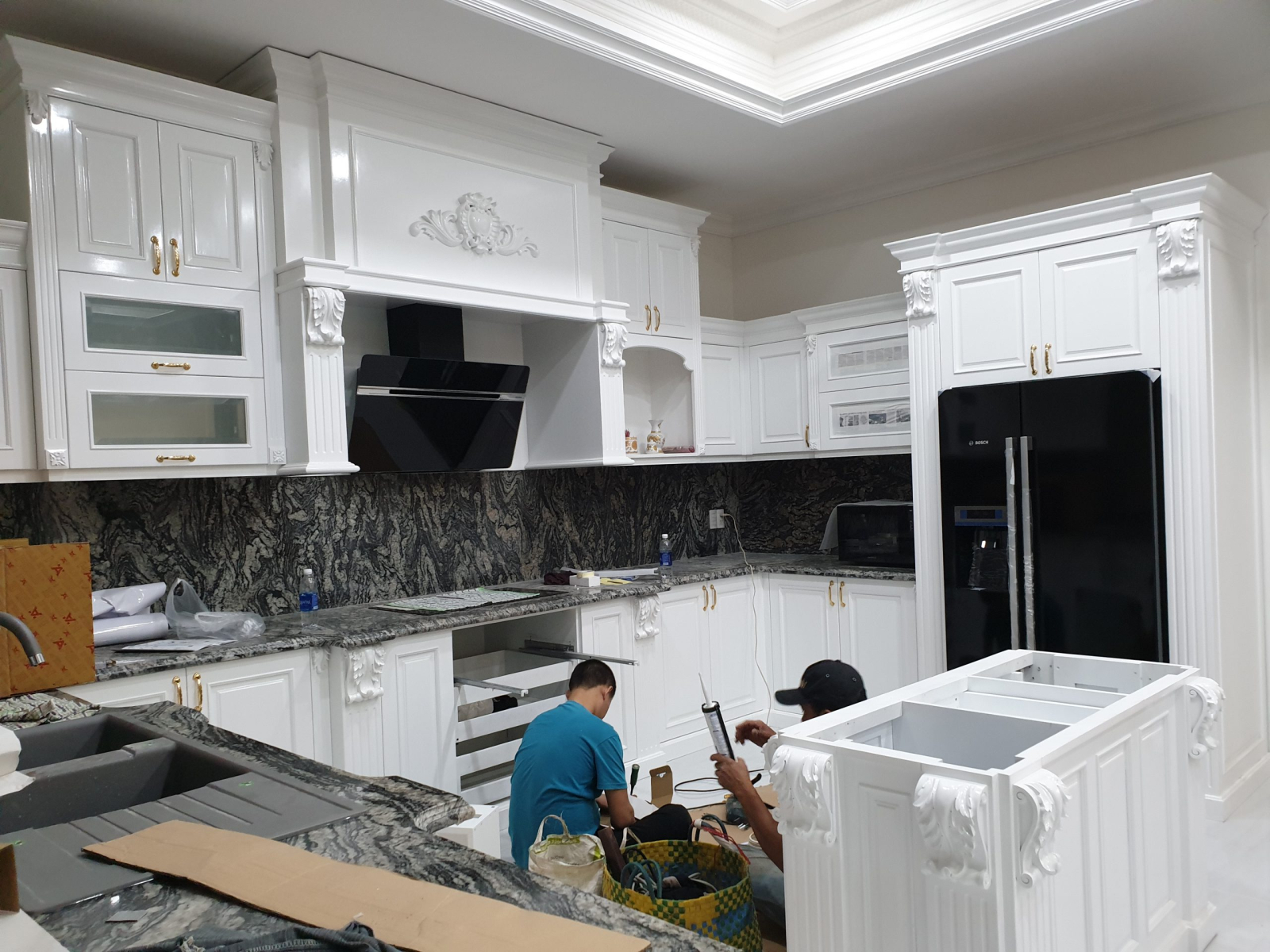 Thiết Kế - Thi Công Kệ Bếp KB004 Gỗ Gõ Đỏ