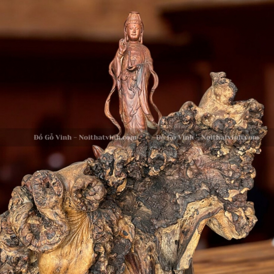 Tượng Quan Âm Bồ Tát