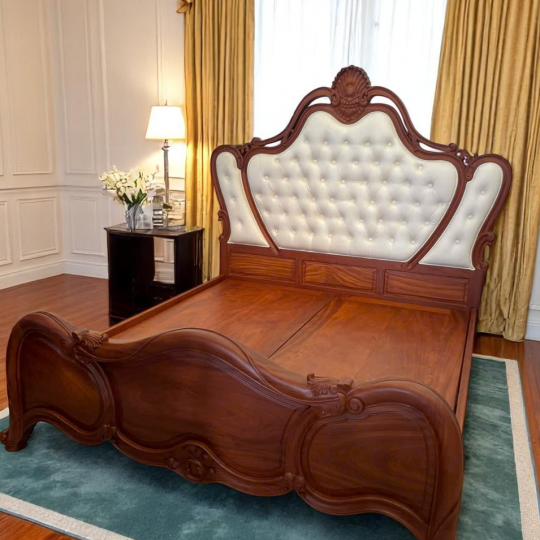 Giường Louis Đầu Nệm Vip 