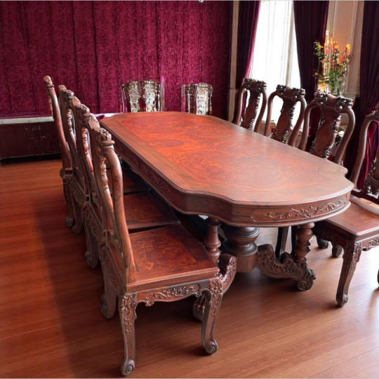 Bàn Oval 8 Ghế Đào Cẩm Lai - Nu